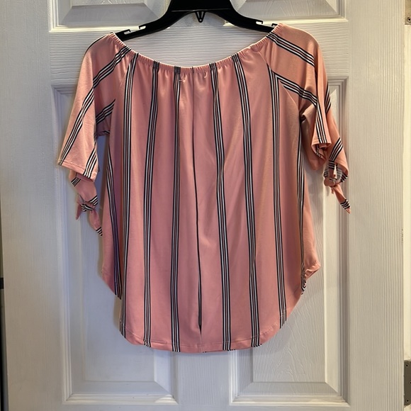 Mandees Pink 3/4 Tie Sleeve Top - Picture 7 of 7